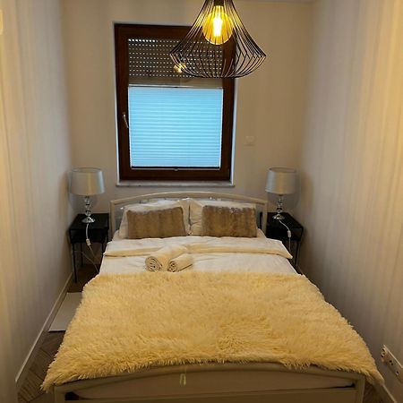 Zlotow-Ka Apartment Ngoại thất bức ảnh