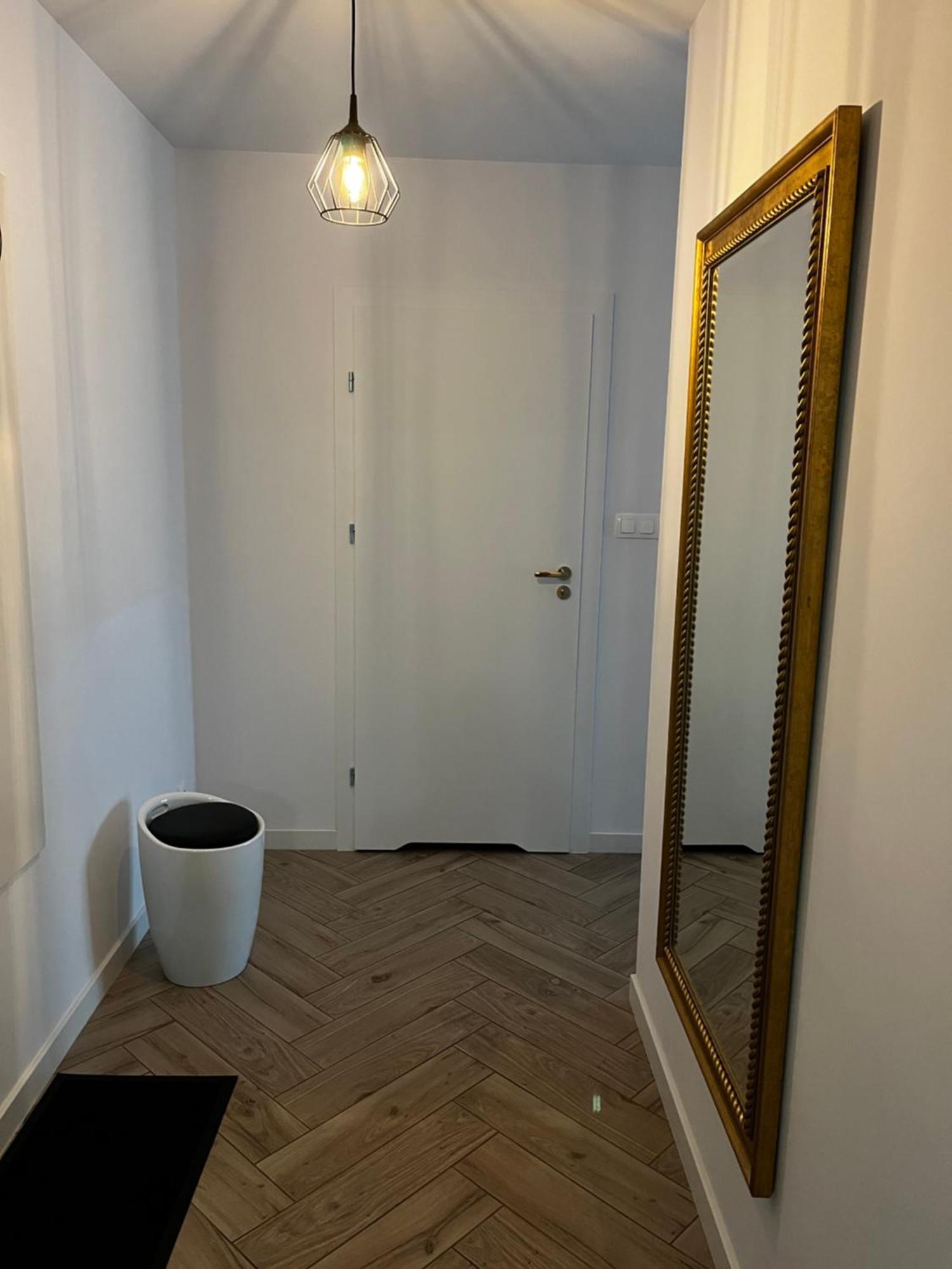 Zlotow-Ka Apartment Ngoại thất bức ảnh